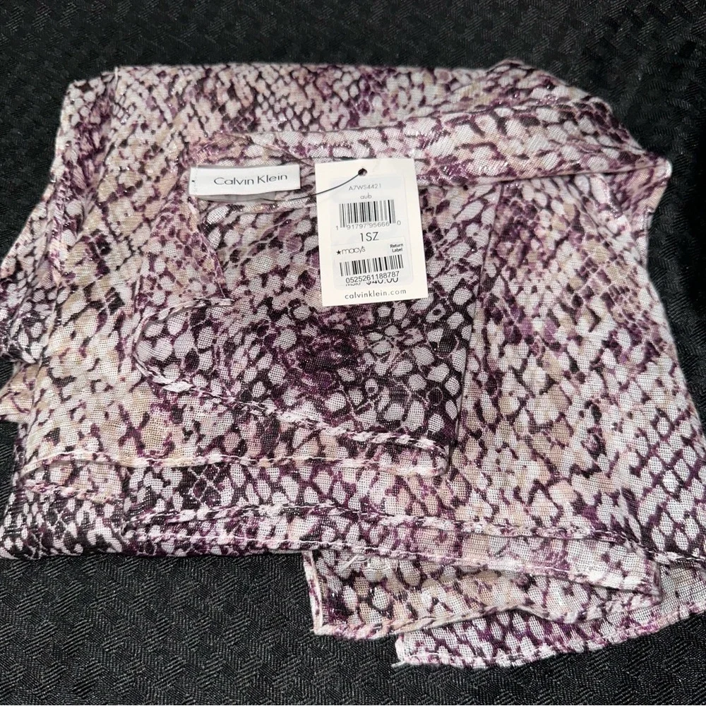 Calvin Klein Scarf Purple and Pink With Gray New With Tags - Picture 4 of 7